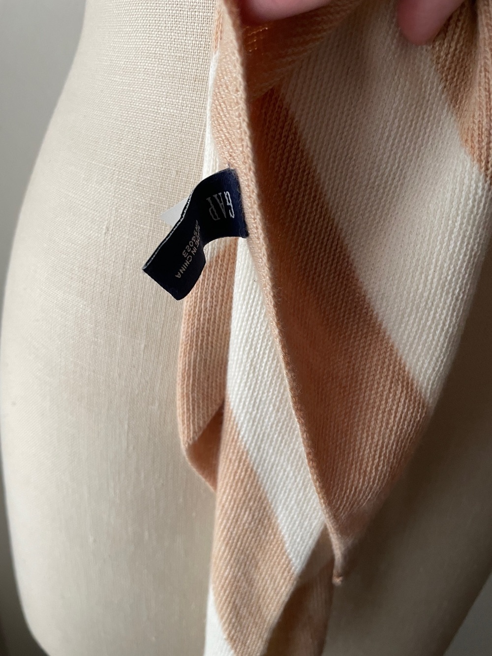 GAP
scarf - Picture 3 of 5